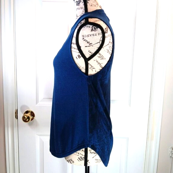 Adidas Blue Athleisure Activewear Sleeveless Athletic Tank Top Women's Size S - Picture 8 of 13